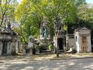 PICTURES/Le Pere Lachaise Cemetery - Paris/t_20190930_120311.jpg